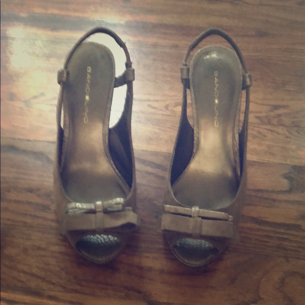 Women’s Bandolino Open-toed Slingback Heels